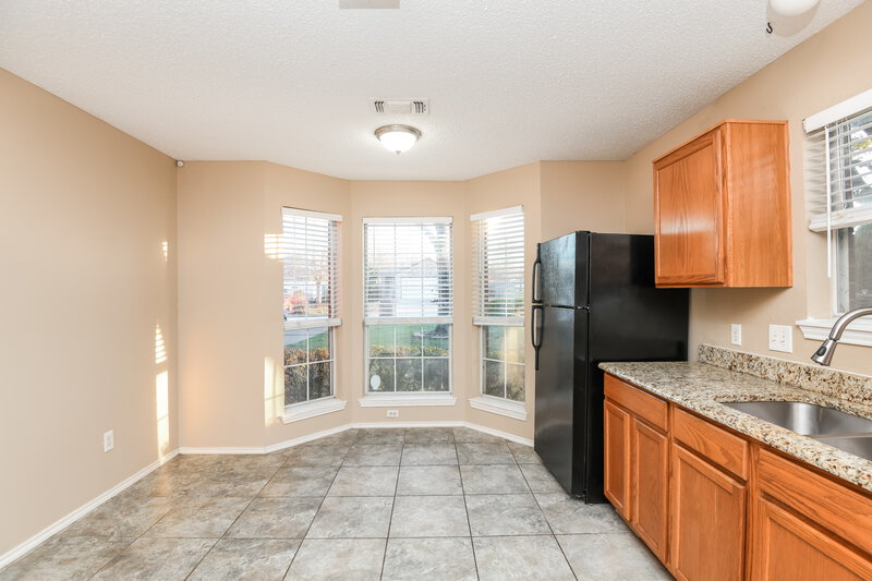 1,875/Mo, 3503 Nantucket Dr Forest Hill, TX 76140 Breakfast Nook View