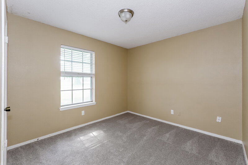 2,055/Mo, 544 Chambers Creek Dr S Everman, TX 76140 Bedroom View 2