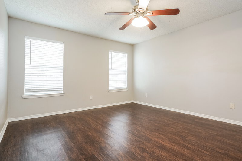 1,880/Mo, 7325 Meadows Dr N Forest Hill, TX 76140 Main Bedroom View