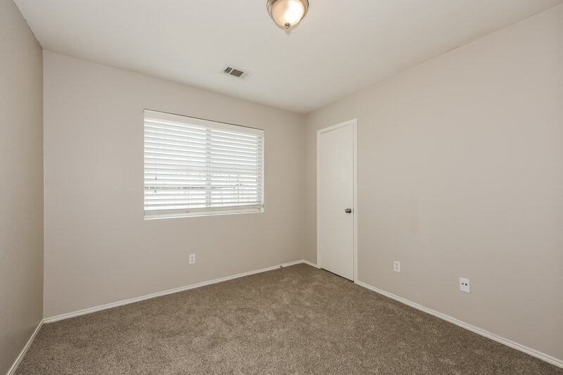 1,915/Mo, 7232 Autumn Glen Dr Forest Hill, TX 76140 Bedroom View 3