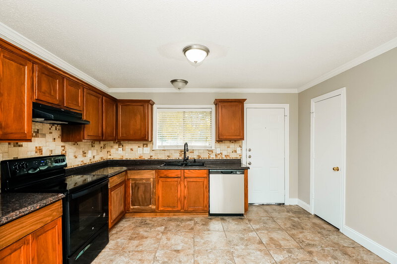 1,805/Mo, 7201 Autumn Run Dr Forest Hill, TX 76140 Kitchen View