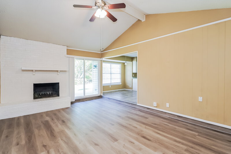 1,850/Mo, 6029 Dustin Dr Watauga, TX 76148 Living Room View 2