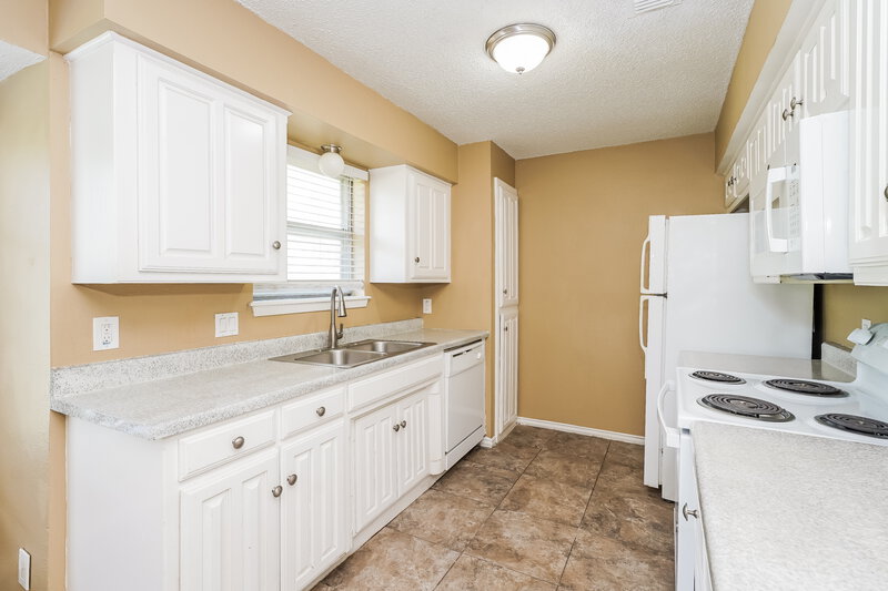1,850/Mo, 6029 Dustin Dr Watauga, TX 76148 Kitchen View