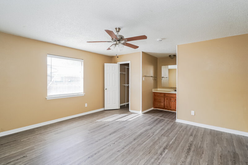 1,850/Mo, 6029 Dustin Dr Watauga, TX 76148 Main Bedroom View