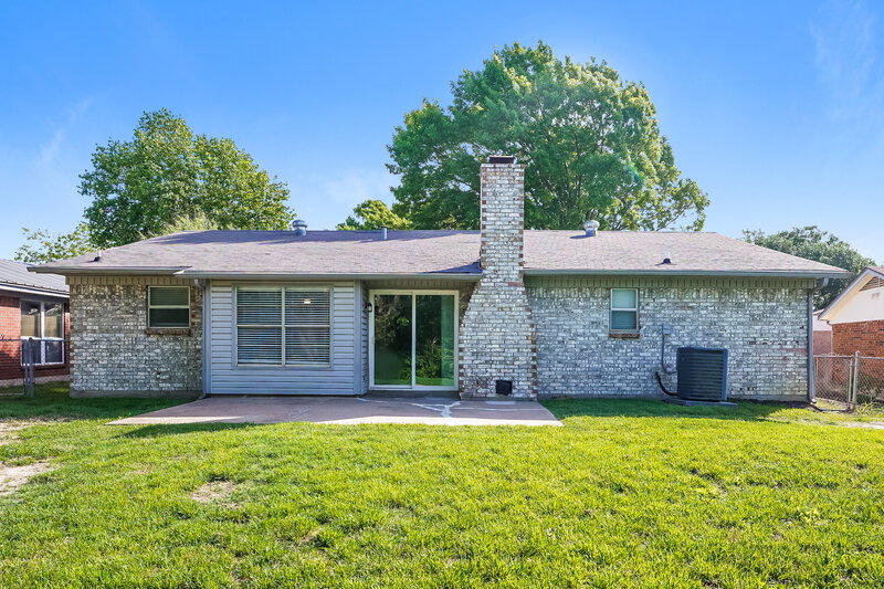 1,850/Mo, 6029 Dustin Dr Watauga, TX 76148 Rear View