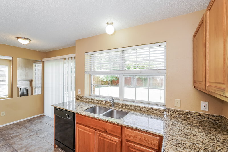 2,440/Mo, 7001 Quail Meadow Dr Watauga, TX 76148 Kitchen View 3