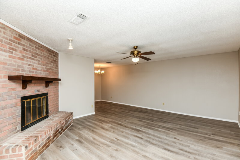 1,970/Mo, 504 Cole Ave Saginaw, TX 76179 Living Room View 2