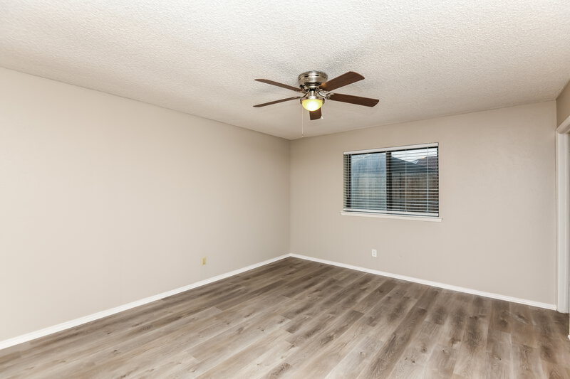 1,970/Mo, 504 Cole Ave Saginaw, TX 76179 Bedroom View 2
