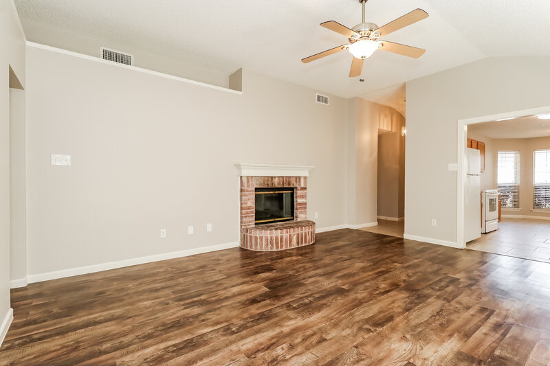 2,005/Mo, 5921 Heatherglen Terrace Fort Worth, TX 76179 Living Room View 2