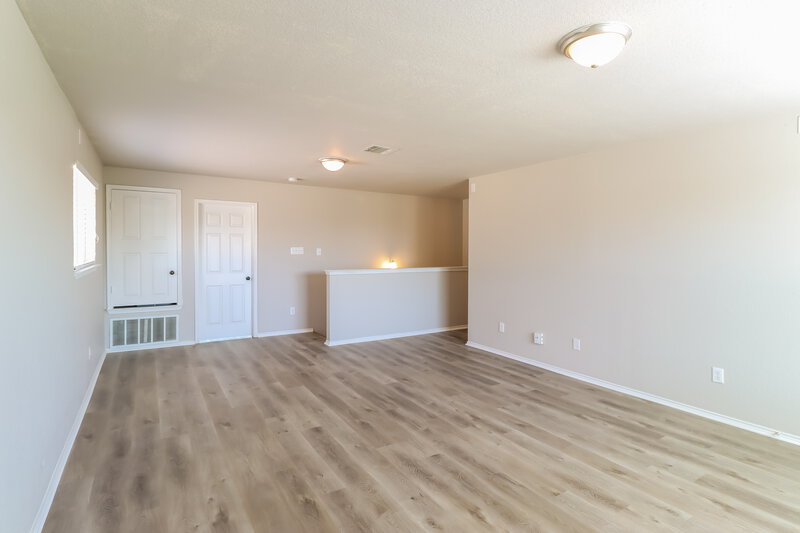 2,055/Mo, 8536 Hawkview Dr Fort Worth, TX 76179 Living Room View