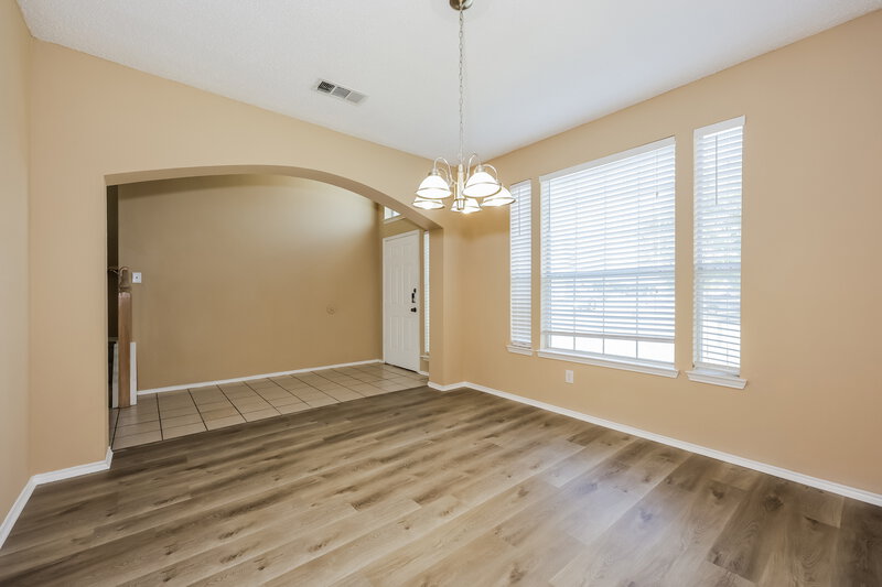 2,495/Mo, 633 Silverbrook Dr Saginaw, TX 76179 Dining Room View