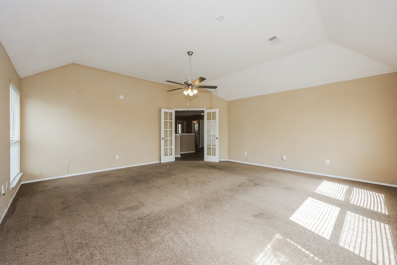 2,495/Mo, 633 Silverbrook Dr Saginaw, TX 76179 Main Bedroom View