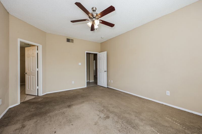 2,495/Mo, 633 Silverbrook Dr Saginaw, TX 76179 Main Bedroom View 3