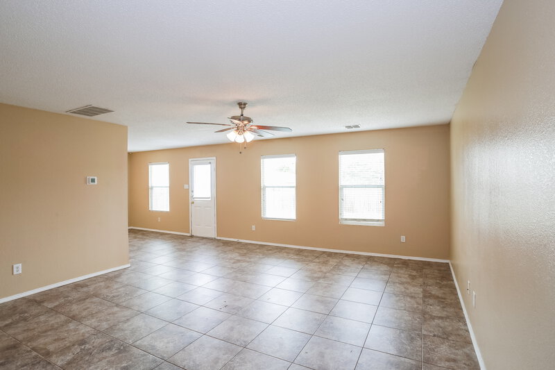2,330/Mo, 6713 Waterhill Ln Fort Worth, TX 76179 Living Room View
