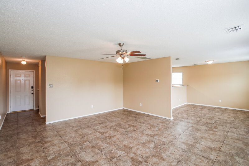 2,330/Mo, 6713 Waterhill Ln Fort Worth, TX 76179 Living Room View 2
