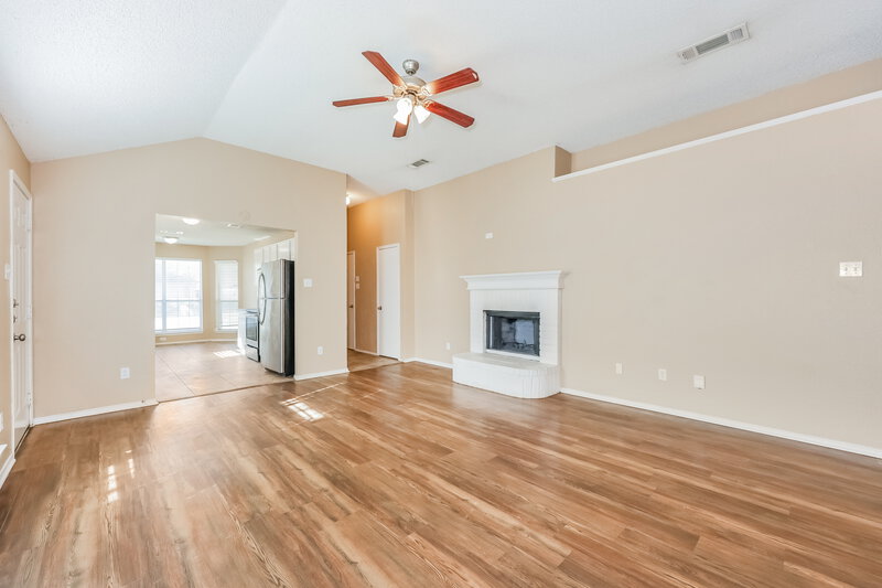 1,805/Mo, 309 Willowstone Trail Saginaw, TX 76179 Living Room View 2