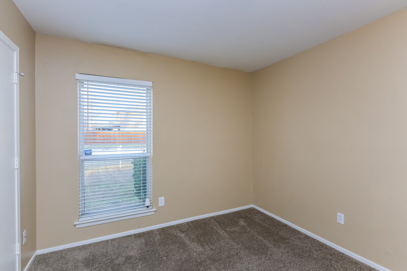 1,880/Mo, 6900 Chapman Dr North Richland Hills, TX 76182 Bedroom View 5