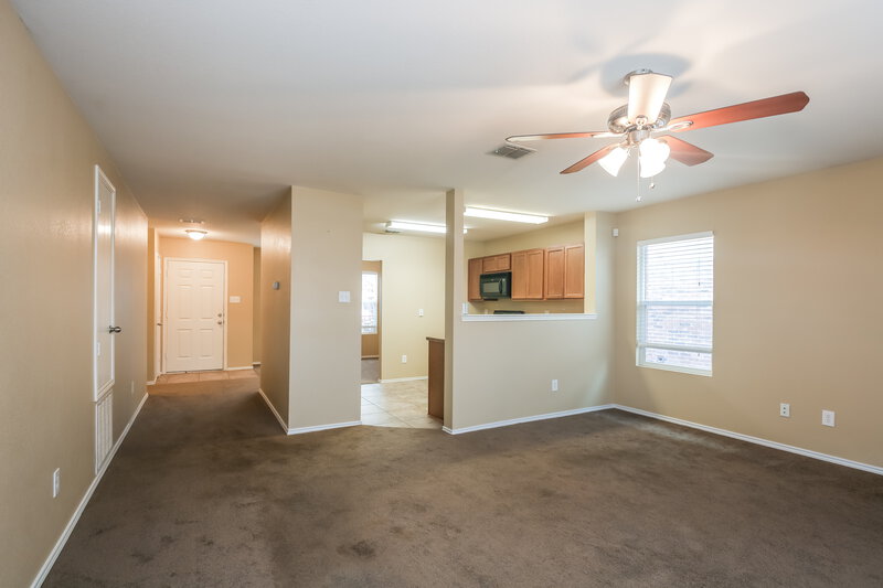 1,930/Mo, 1841 Shasta View Dr Justin, TX 76247 Living Room View 3