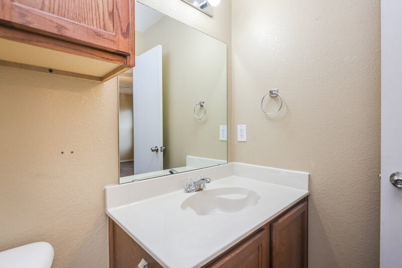 1,930/Mo, 1841 Shasta View Dr Justin, TX 76247 Master Bathroom View