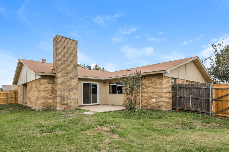 2,330/Mo, 3401 Aquarius Circle Garland, TX 75044 Rear View