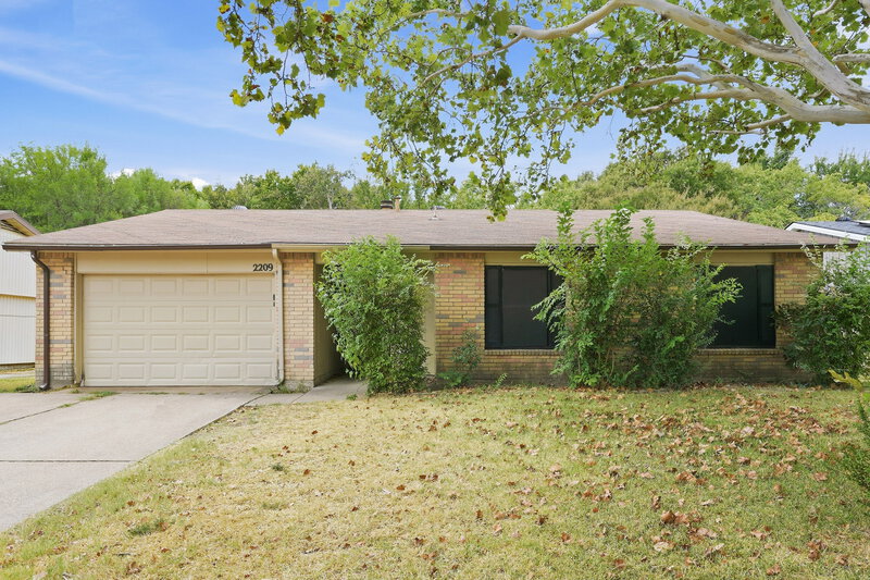 2,165/Mo, 2209 Windchime Dr Grand Prairie, TX 75051 External View