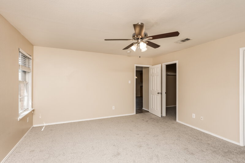 2,680/Mo, 603 Cozumel St Grand Prairie, TX 75051 Main Bedroom View