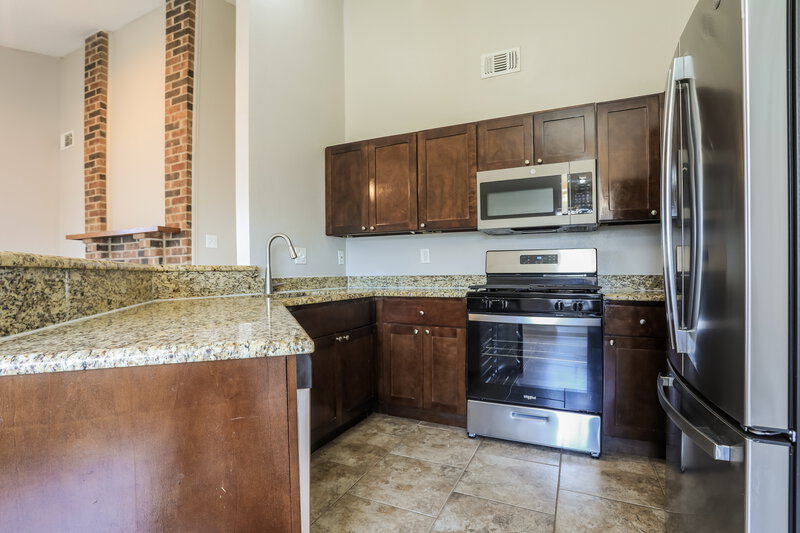 2,225/Mo, 4349 Presto Circle Grand Prairie, TX 75052 Kitchen View