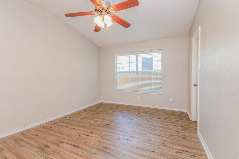 2,310/Mo, 4349 Presto Circle Grand Prairie, TX 75052 Main Bedroom View