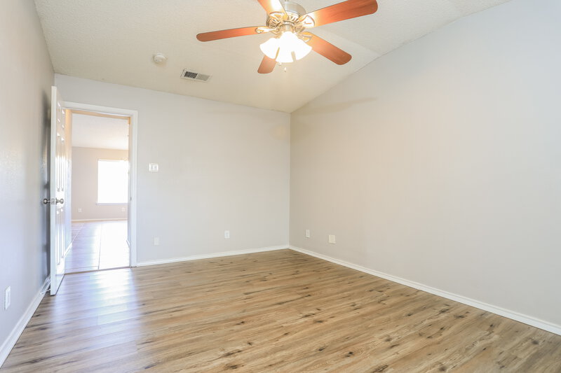 2,225/Mo, 4349 Presto Circle Grand Prairie, TX 75052 Main Bedroom View 2