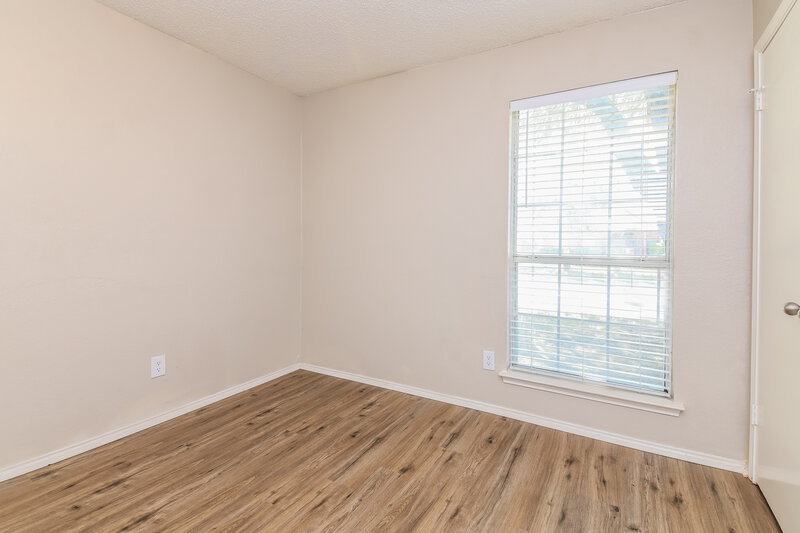 2,310/Mo, 4349 Presto Circle Grand Prairie, TX 75052 Bedroom View 3
