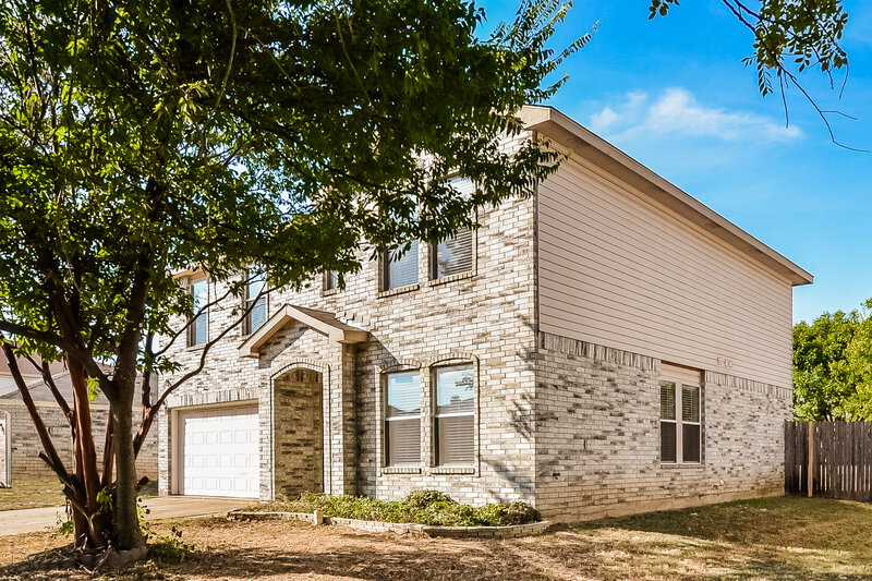 2,370/Mo, 728 Lovern St Cedar Hill, TX 75104 Front View 2