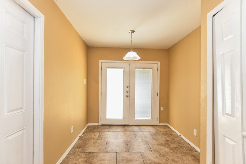 2,080/Mo, 705 Tara Dr DeSoto, TX 75115 Breakfast Nook View