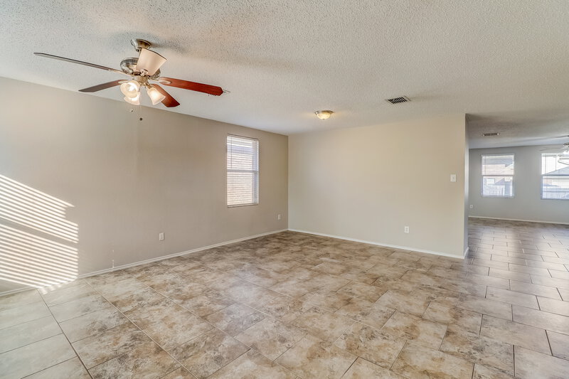 2,195/Mo, 1237 Candler Dr Lancaster, TX 75134 Living Room View