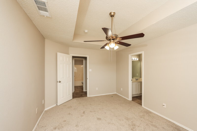 1,885/Mo, 1357 Meadow Creek Dr Lancaster, TX 75146 Main Bedroom View 2