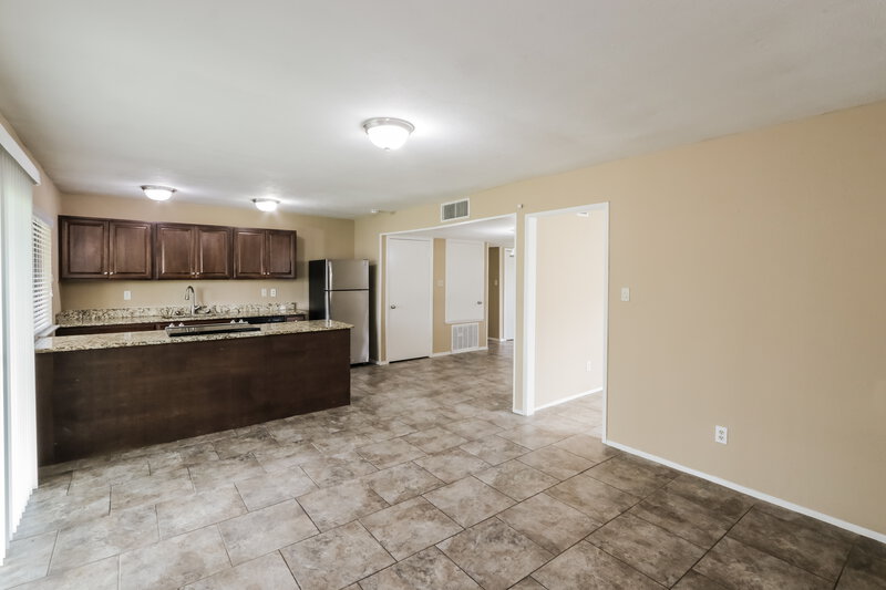2,340/Mo, 3809 Hunters Trail Mesquite, TX 75150 Dining Room View 2