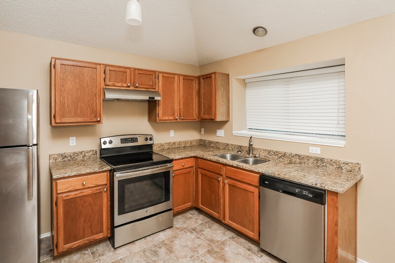 2,095/Mo, 5402 Boxelder Dr Arlington, TX 76018 Kitchen View