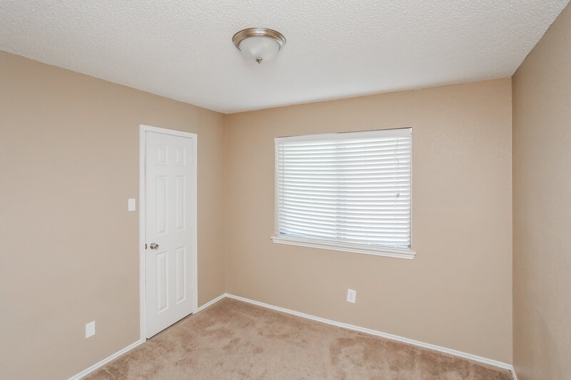 2,095/Mo, 5402 Boxelder Dr Arlington, TX 76018 Bedroom View 2