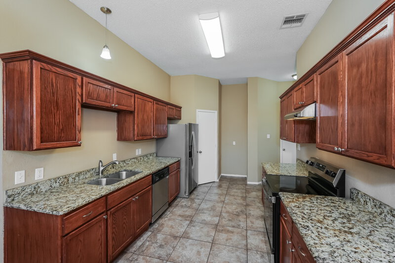 1,935/Mo, 1308 Dawnridge Ct Burleson, TX 76028 Kitchen View