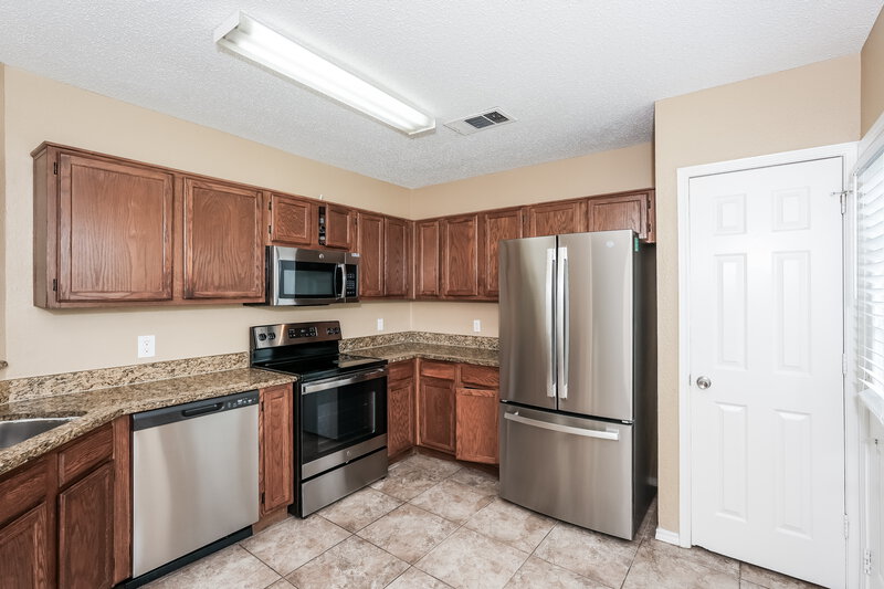 1,925/Mo, 2500 Coldstream Dr Fort Worth, TX 76123 Kitchen View