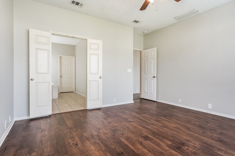 2,710/Mo, 3000 Vicksburg Ln Fort Worth, TX 76123 Main Bedroom View