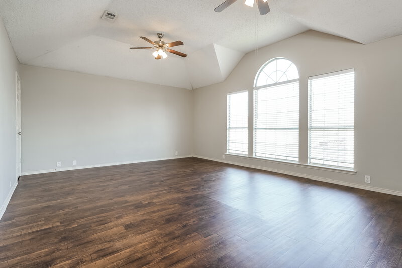 2,710/Mo, 3000 Vicksburg Ln Fort Worth, TX 76123 Main Bedroom View 2