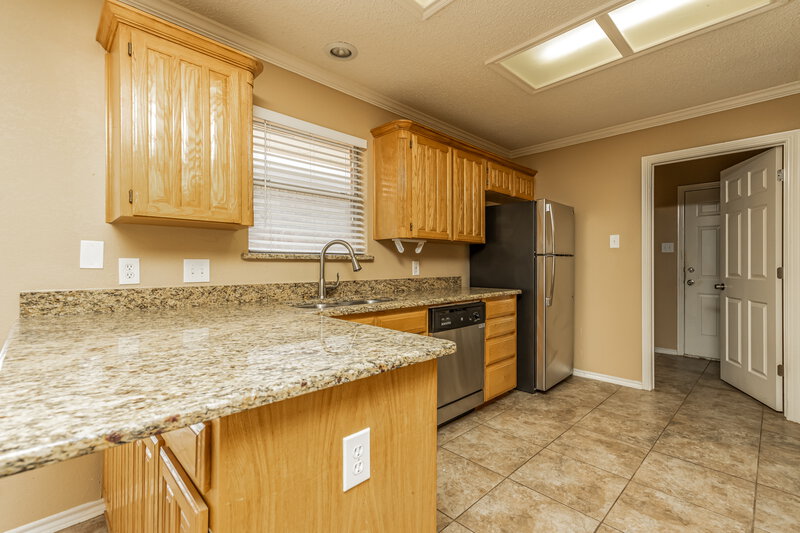 3,180/Mo, 4045 Brookway Dr Fort Worth, TX 76123 Kitchen View
