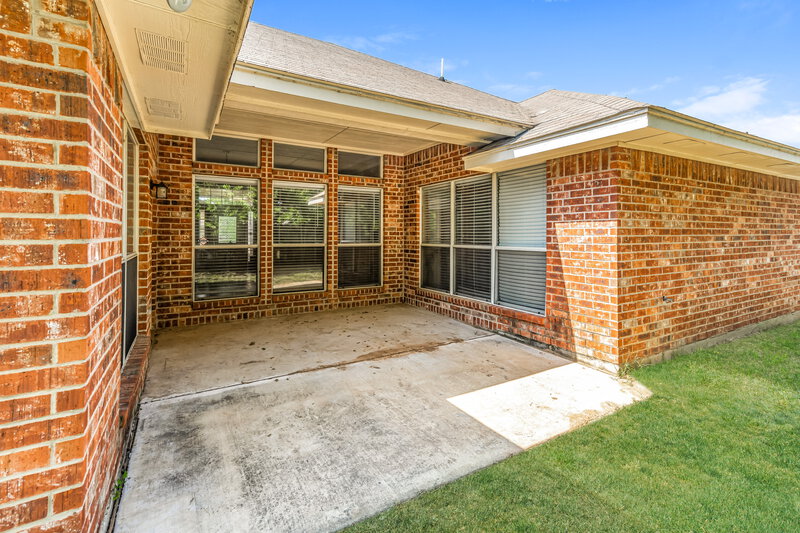 3,180/Mo, 4045 Brookway Dr Fort Worth, TX 76123 Screen Porch View