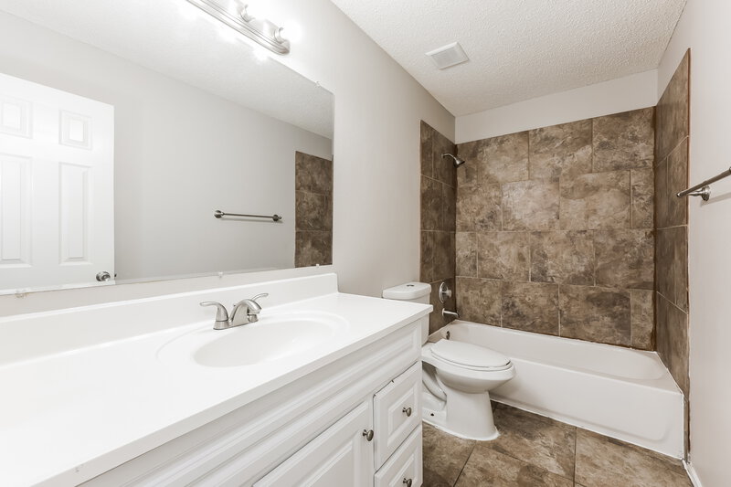 2,345/Mo, 8533 Tallahassee Ln Fort Worth, TX 76123 Bathroom View