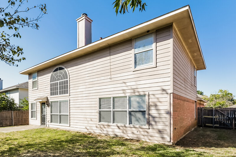 2,345/Mo, 8533 Tallahassee Ln Fort Worth, TX 76123 Rear View