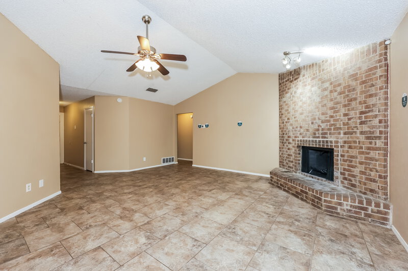 1,990/Mo, 1733 Wurzburg Dr Fort Worth, TX 76134 Misc View