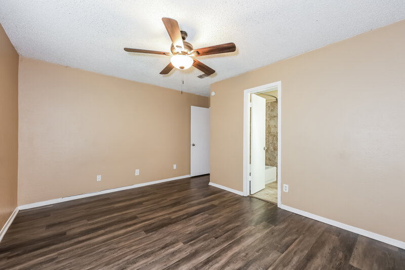 1,990/Mo, 1733 Wurzburg Dr Fort Worth, TX 76134 Misc View 4