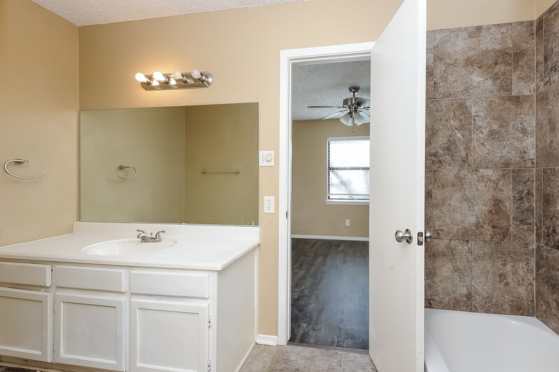 1,990/Mo, 1733 Wurzburg Dr Fort Worth, TX 76134 Misc View 12