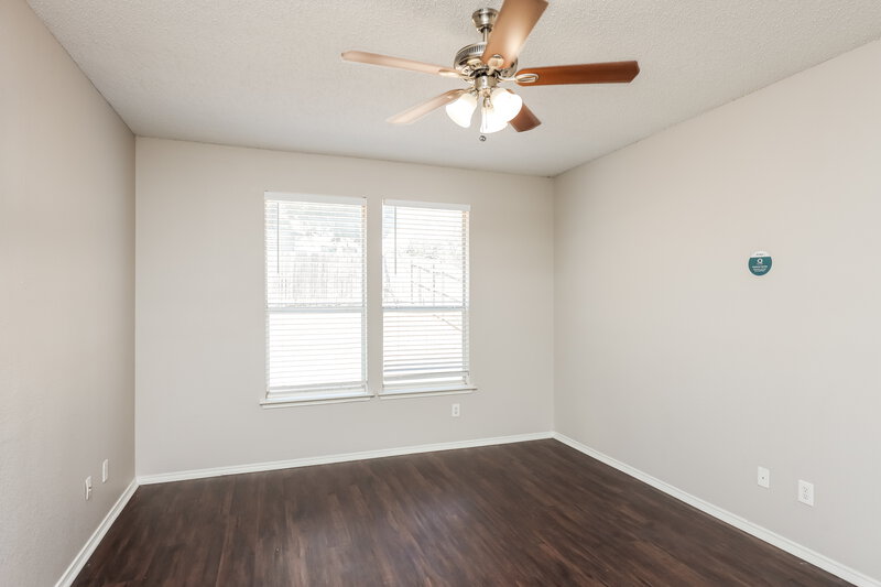 2,345/Mo, 5416 Kingsknowe Pkwy Fort Worth, TX 76135 Main Bedroom View 2