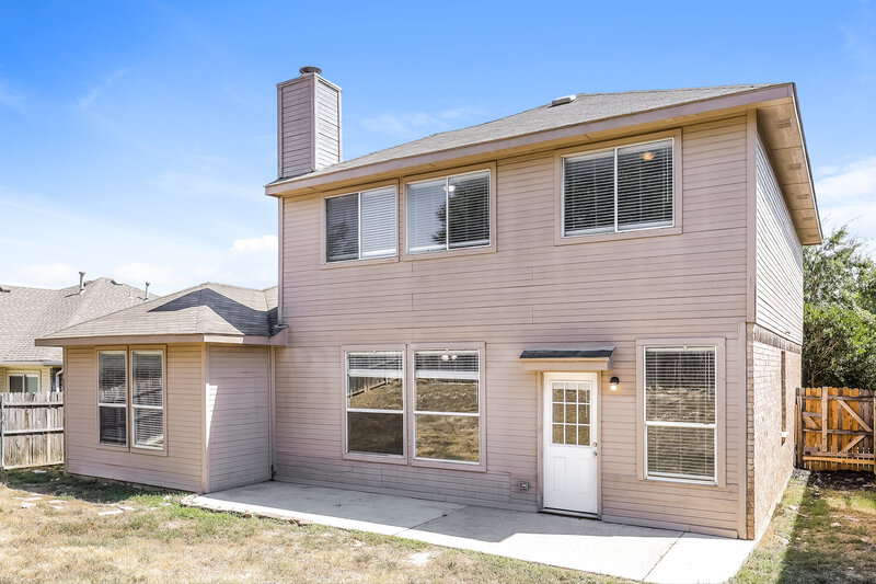 2,345/Mo, 5416 Kingsknowe Pkwy Fort Worth, TX 76135 Rear View 2